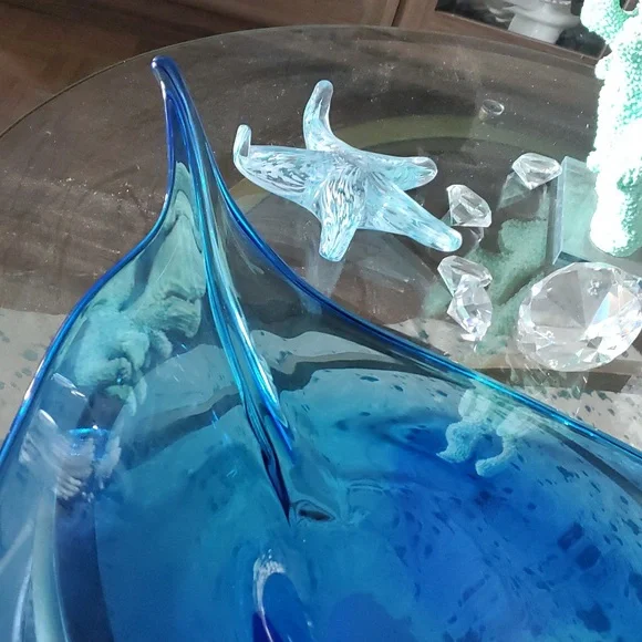 Blue Glass Dish - Picture 3 of 5